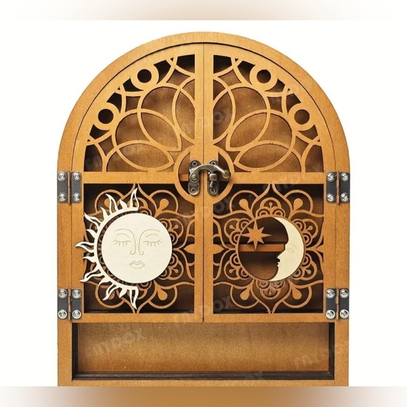 Brand new still in box witchy shelf - Picture 3 of 7